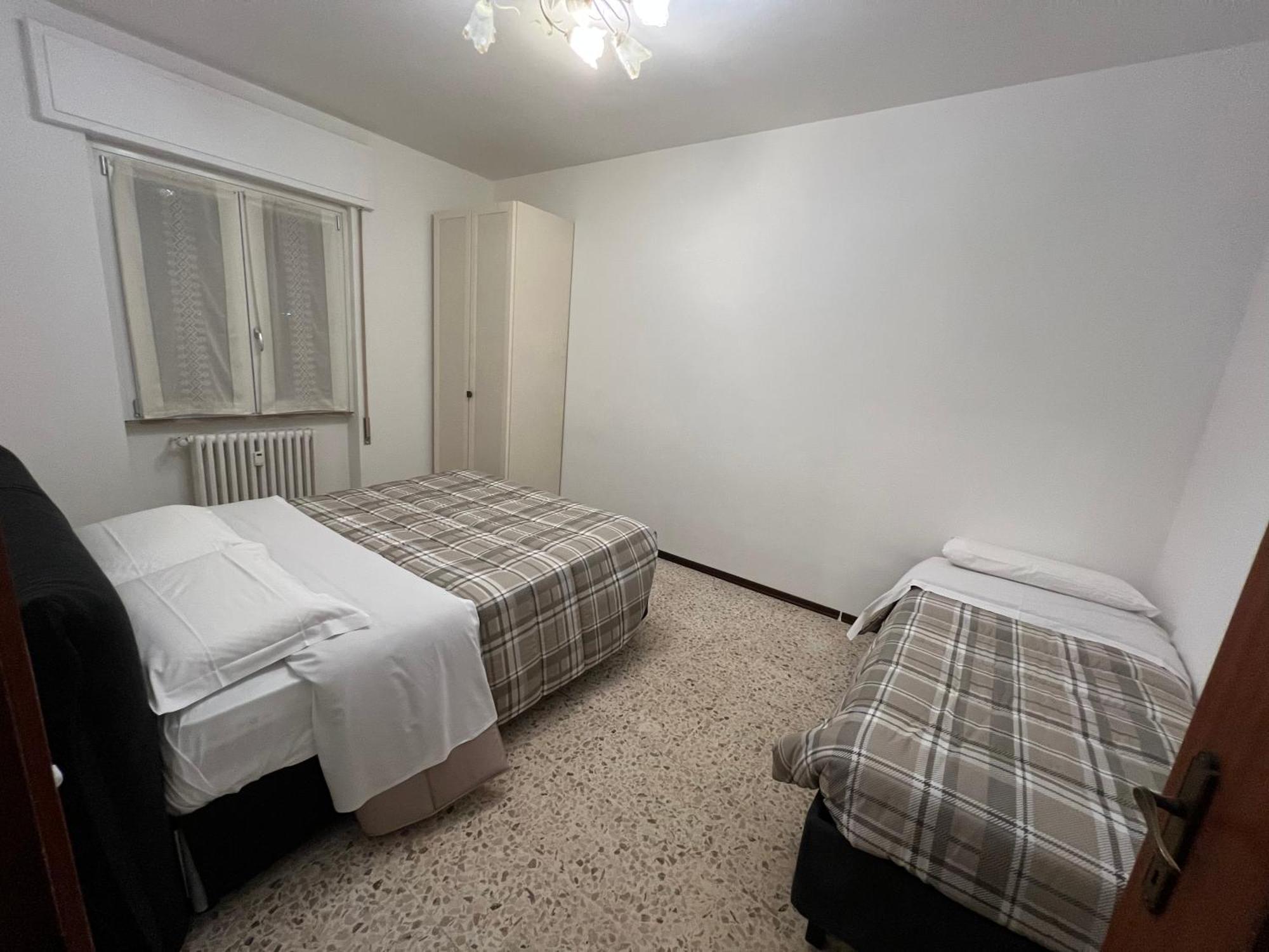 Macloud Pub B&B Сарнико Екстериор снимка