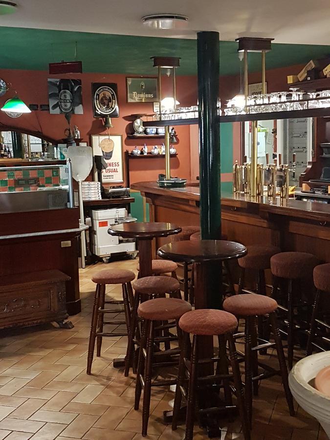 Macloud Pub B&B Сарнико Екстериор снимка